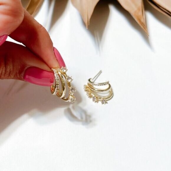 Gold diamond hoop earrings S396 - Picture 3 of 4